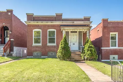 3650 Alberta St, Saint Louis, MO 63116