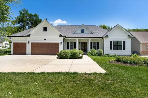 2988 Barrett Station Rd, Saint Louis, MO 63122