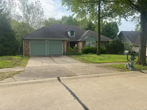 534 Ballas Trails Dr, Saint Louis, MO 63122