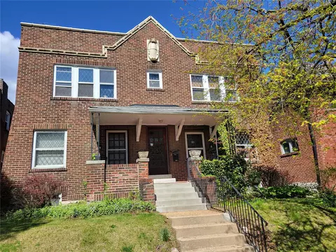 4453 Russell Blvd, Saint Louis, MO 63110