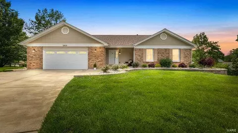 2913 Marbach Ct, Saint Charles, MO 63301