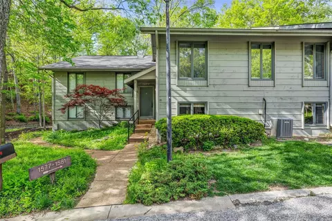 1577 Autumn Leaf Dr, Ballwin, MO 63021