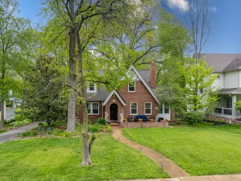 728 N Clay Ave, Saint Louis, MO 63122