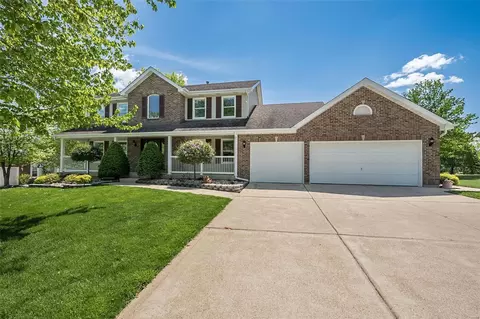 35 Clarksburg Ct, Weldon Spring, MO 63304