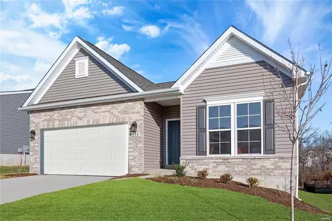 359 Victory Height Dr, Wentzville, MO 63385
