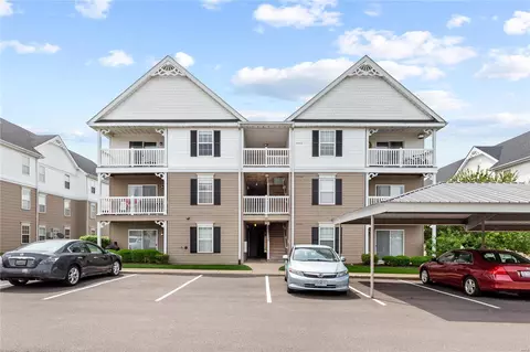 9301 Spring Creek Ln, O'fallon, MO 63368