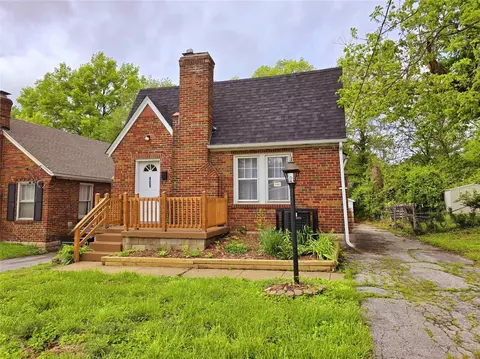 409 Thomas Ave, Saint Louis, MO 63135