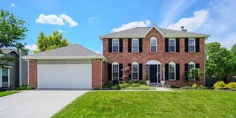 808 Kentridge Ct, Ballwin, MO 63021