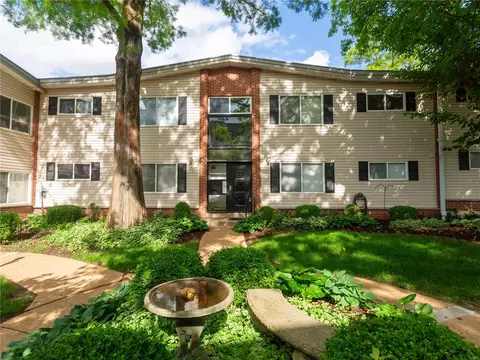 123 E Washington Ave #1S, Saint Louis, MO 63122