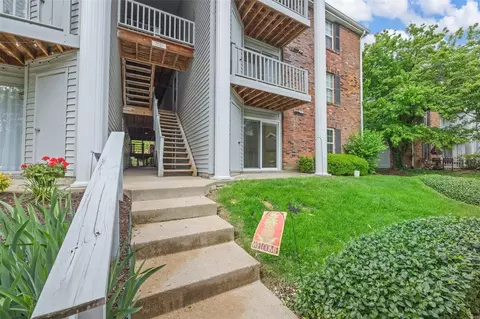 7501 Triwoods Dr #A, Saint Louis, MO 63119
