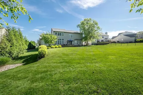 Exterior - 164 Point Lansing Cir, Ballwin, MO 63021 photo 9 of 12