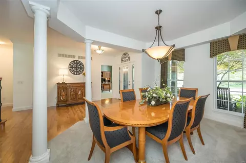 Dining - 164 Point Lansing Cir, Ballwin, MO 63021 photo 3 of 6