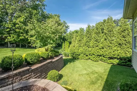 Exterior - 164 Point Lansing Cir, Ballwin, MO 63021 photo 7 of 12