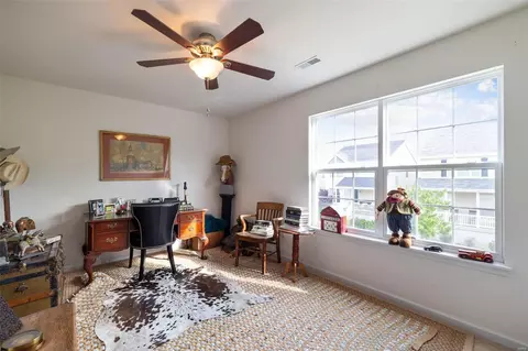 Living - 1336 Commons Cir, Cottleville, MO 63304 photo 5 of 6