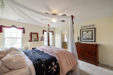 Bedroom - 1336 Commons Cir, Cottleville, MO 63304 photo 6 of 6