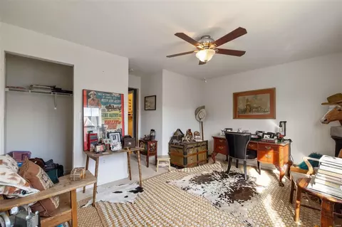 Living - 1336 Commons Cir, Cottleville, MO 63304 photo 6 of 6