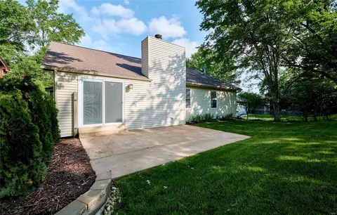 Exterior - 2524 Maple Crossing Dr, Wildwood, MO 63011 photo 4 of 6
