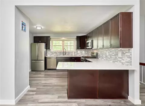 Kitchen - 2524 Maple Crossing Dr, Wildwood, MO 63011 photo 1 of 3