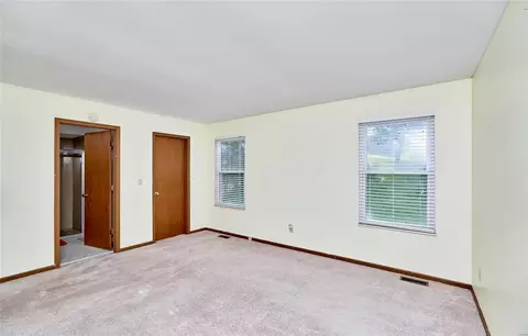Bedroom - 2524 Maple Crossing Dr, Wildwood, MO 63011 photo 2 of 6