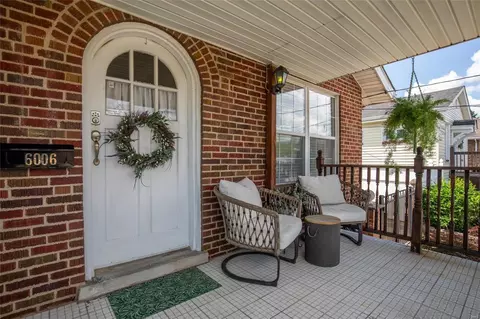 6006 Heege Rd, Affton, MO 63123