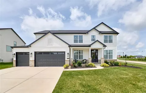 501 Cambridge Manor Ct, Wentzville, MO 63385