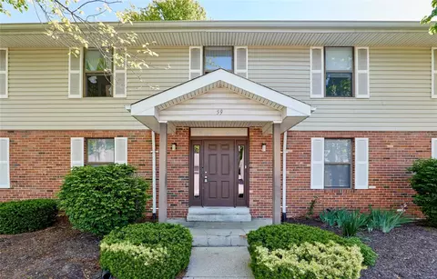 2046 New Sun Dr, Florissant, MO 63031
