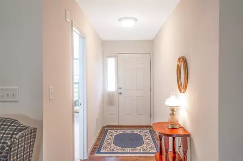 Entry Way - 5330 Trailhead Ct, Eureka, MO 63025 photo 3 of 3