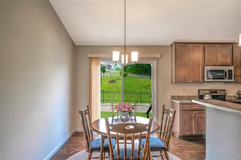 Dining - 5330 Trailhead Ct, Eureka, MO 63025 photo 1 of 1