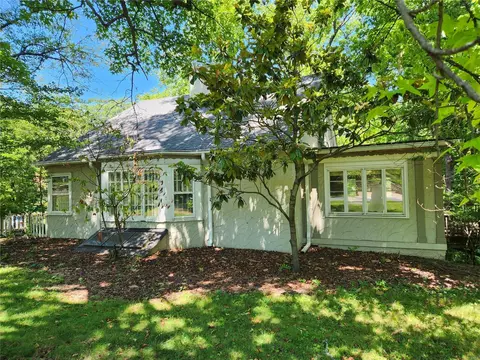 767 Edwin Ave, Glendale, MO 63122 photo 2