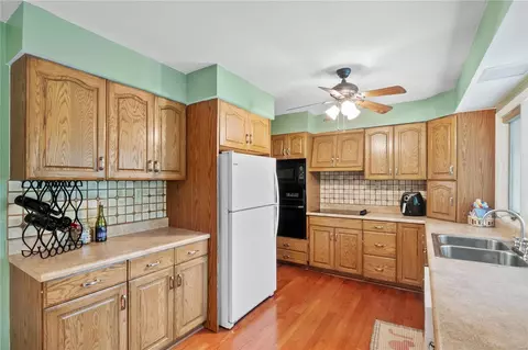 786 Westglen Village Dr, Ballwin, MO 63021 photo 6
