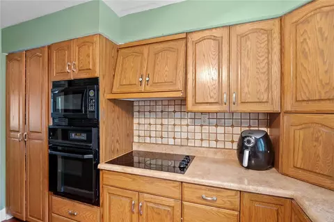 786 Westglen Village Dr, Ballwin, MO 63021 photo 7