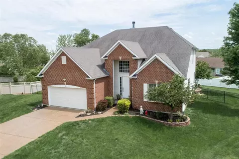 90 Chicory Ct, Dardenne Prairie, MO 63368