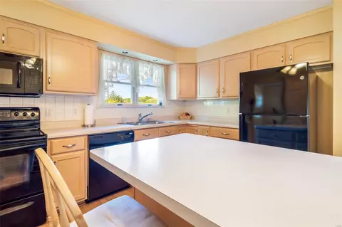11258 Gravois Rd, Sappington, MO 63126 photo 4