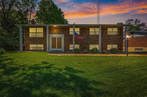 11258 Gravois Rd, Sappington, MO 63126