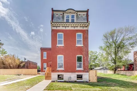 2827 Oregon Ave, Saint Louis, MO 63118