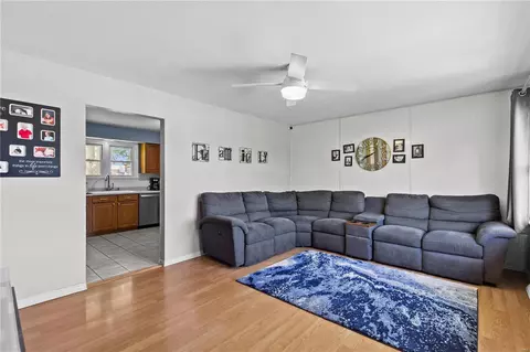 14 Daniel Dr, O'fallon, MO 63366 photo 2