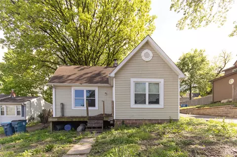 140 Spring Ave, Saint Louis, MO 63135