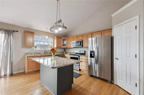 Kitchen - 5 Boston Crest Ct, O'fallon, MO 63366 photo 2 of 3