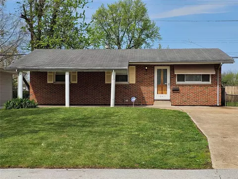 10411 Lilac Ave, Saint Louis, MO 63137