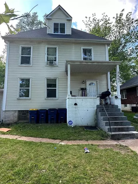 2201 Wolter Ave, Saint Louis, MO 63114