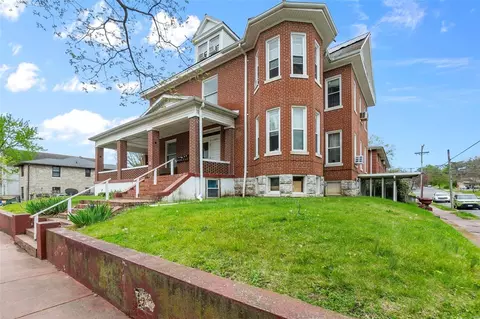 239 N Middle St, Cape Girardeau, MO 63701