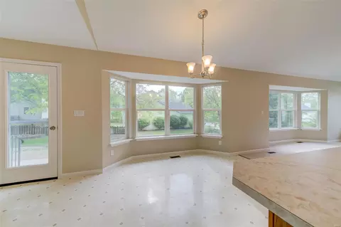 Living - 20 Hampton Winds Ln, O'fallon, MO 63368 photo 6 of 7