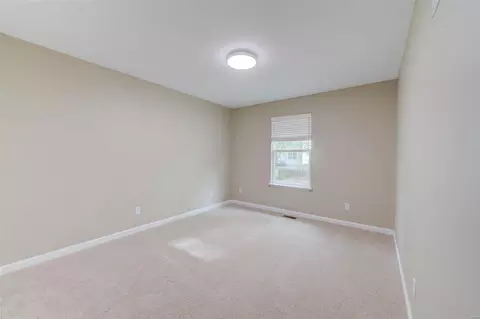 Bedroom - 20 Hampton Winds Ln, O'fallon, MO 63368 photo 4 of 5