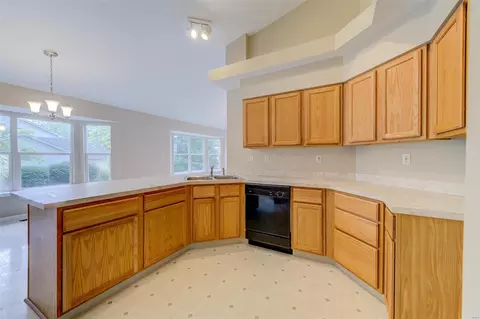 Kitchen - 20 Hampton Winds Ln, O'fallon, MO 63368 photo 2 of 4