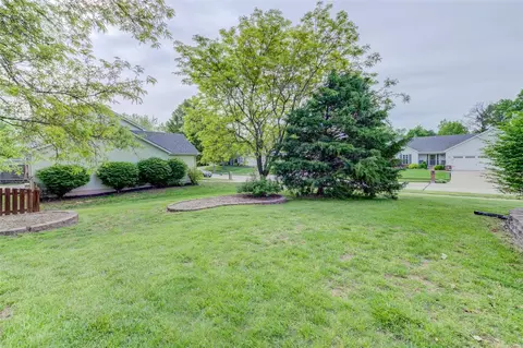 Exterior - 20 Hampton Winds Ln, O'fallon, MO 63368 photo 6 of 10