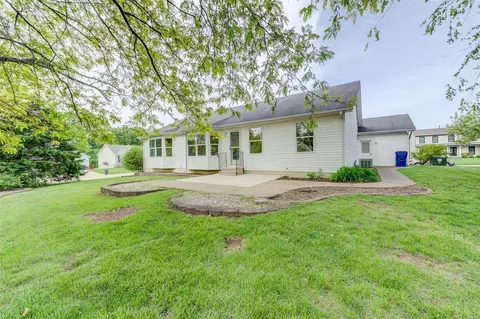 Exterior - 20 Hampton Winds Ln, O'fallon, MO 63368 photo 7 of 10