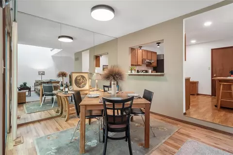 Dining - 1010 Pocono Trl, Ballwin, MO 63021 photo 2 of 4