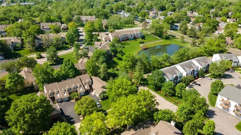 View/Area - 1010 Pocono Trl, Ballwin, MO 63021 photo 3 of 3