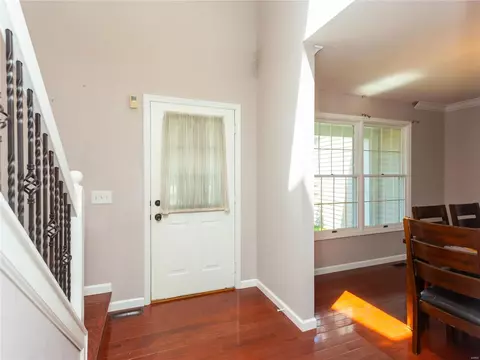 6722 Christopher Dr, Saint Louis, MO 63129 photo 3