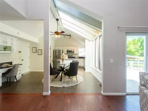 6722 Christopher Dr, Saint Louis, MO 63129 photo 7